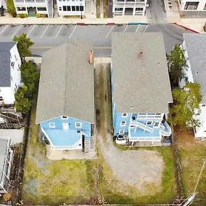 Dollar 1 B Apartment